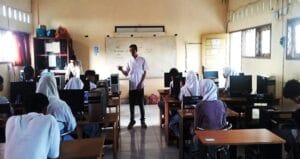 Tes Akademik Siswa dengan Ujian Akhir Sekolah (UAS) Genap 2025 Kelas XII TKJ dan Otomotif-SMKS Gunung Rinjani Lombok 1 Ujian sekolah genap 2025 kelas XII