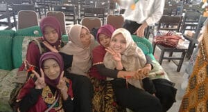 Perpisahan siswa kelas XII
