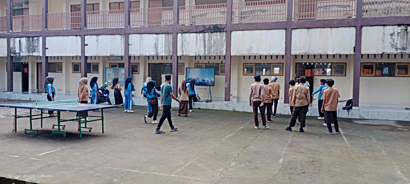 sabtu-budaya-olahraga-senam-pagi-latihan-pidato