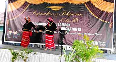 Home 24 Ekskul Seni Tari