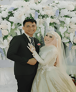 Guru SMKSGRL Terkasih, Bapak Muhamad Hanafi, S.Pd, Diberkahi Pernikahan Bahagia: Selamat Memulai Babak Baru Kehidupan.! 1 Pernikahan Hanafi&Lia